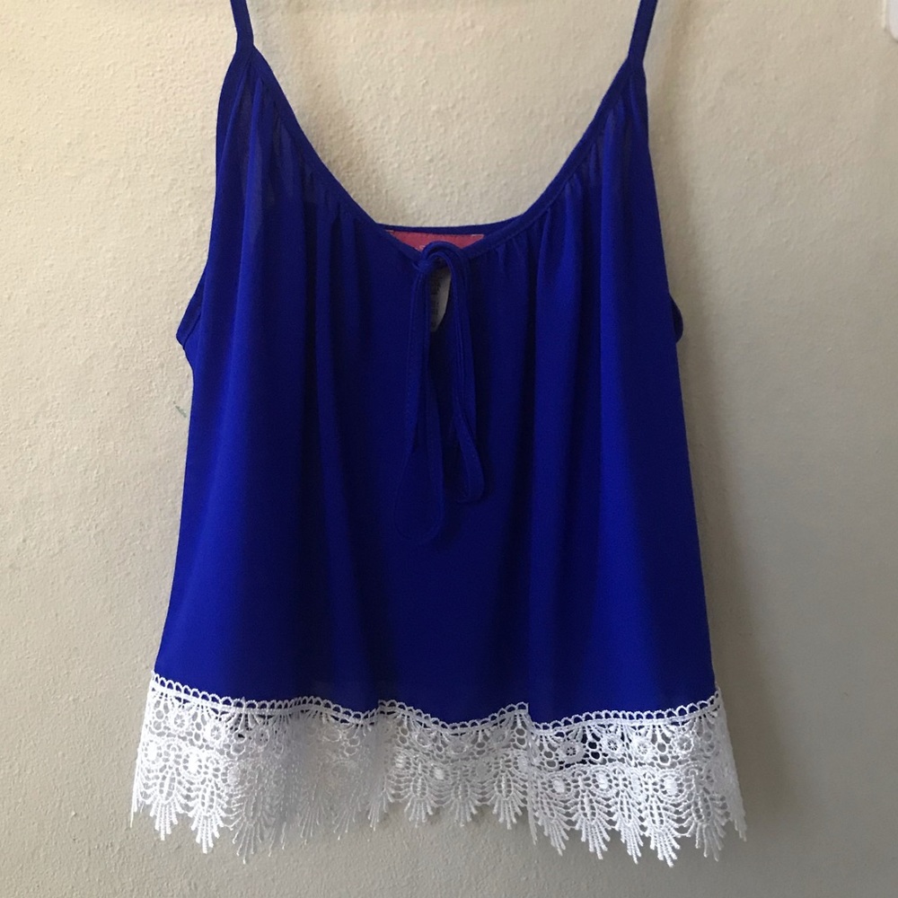 Top Fashion Blue